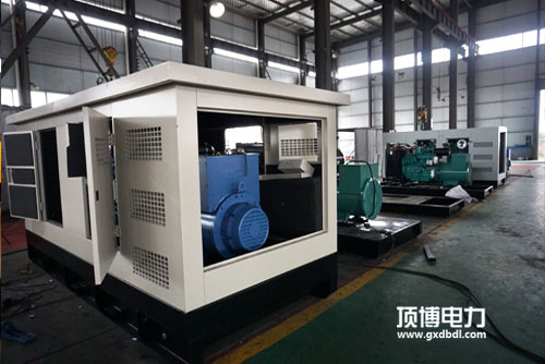 購買康明斯靜音式柴油發電機組，哪個廠家好